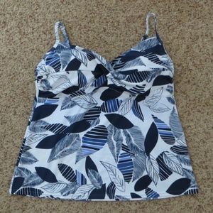 Croft & Barrow Tankini Swimsuit Top 16
